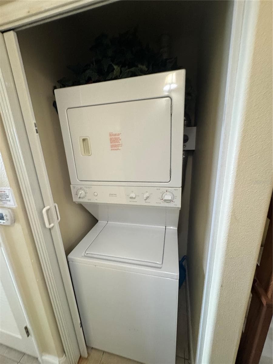 Condo - Hotel at 13415 BLUE HERON BEACH DR #602, ORLANDO, photo 12 of 14