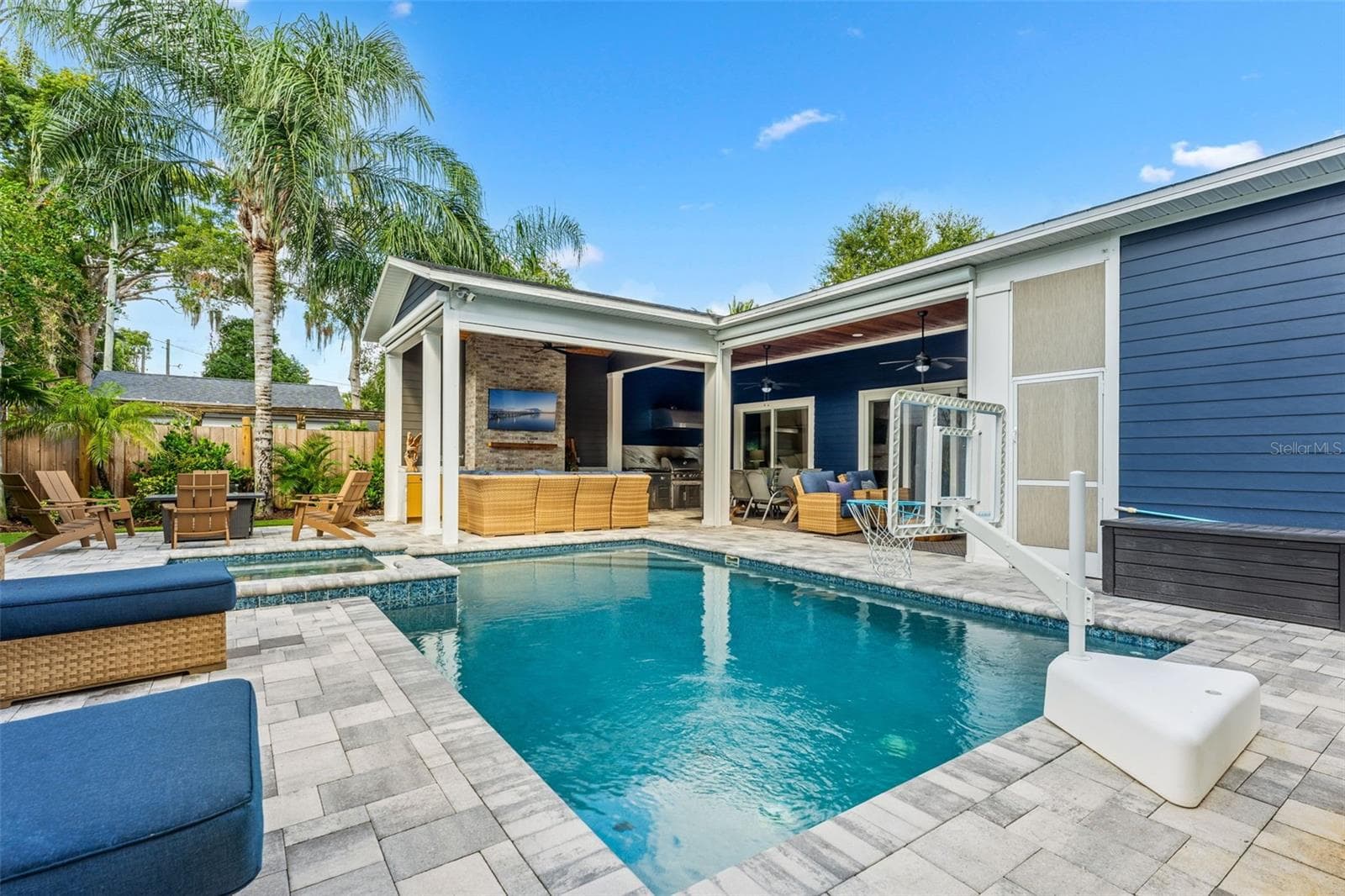 Single Family Residence at 1018 W HARVARD ST, ORLANDO, photo 40 of 46