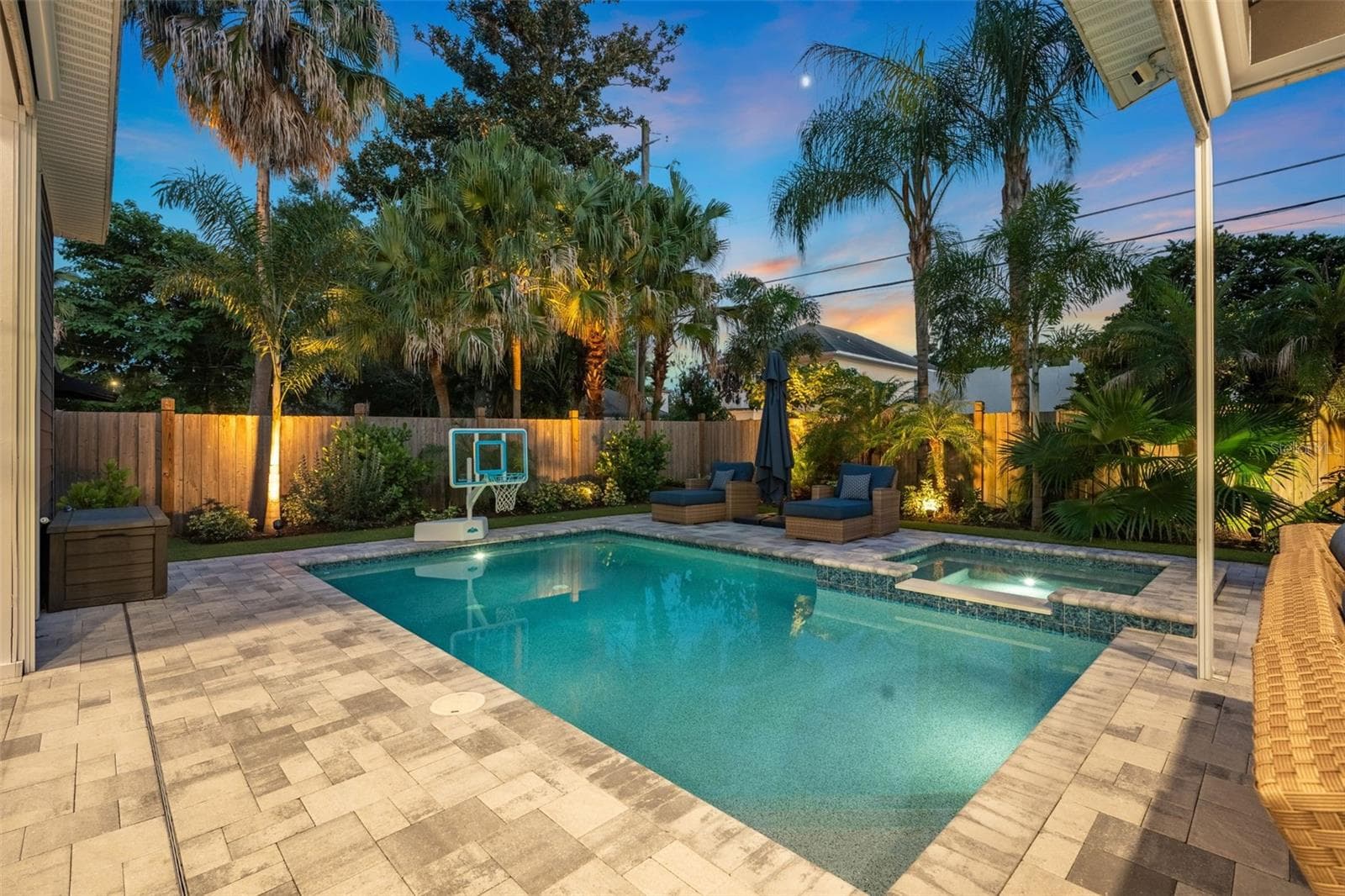 Single Family Residence at 1018 W HARVARD ST, ORLANDO, photo 41 of 46