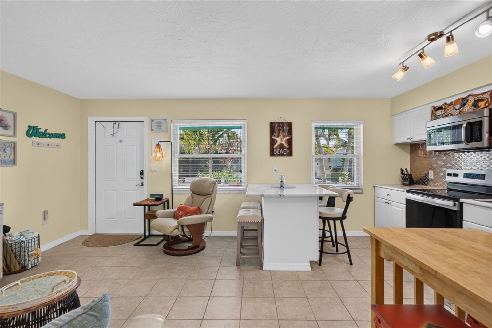 Condominium at 308 2ND ST N #102, BRADENTON BEACH, photo 11 of 84