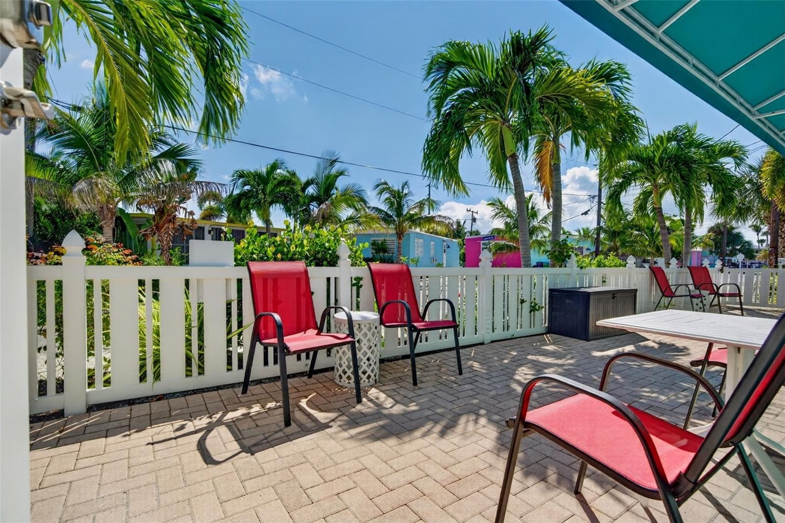 Front Patio - 308 2ND ST N #102, BRADENTON BEACH