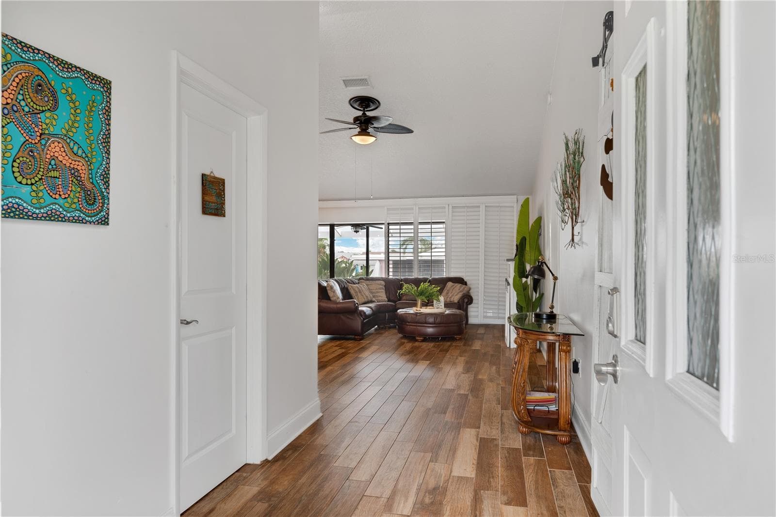Welcome home and live where every day feels like a vacation! - 743 KINGSTON CT, APOLLO BEACH