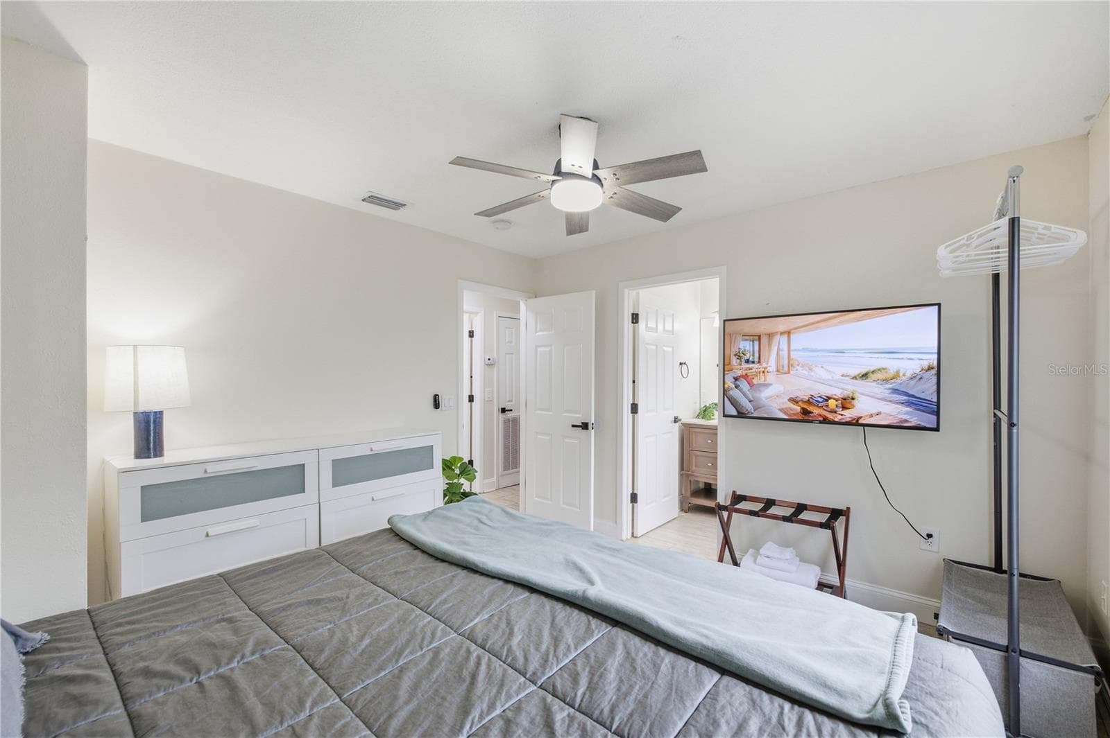 Single Family Residence at 7318 S KISSIMMEE ST, TAMPA, photo 10 of 40