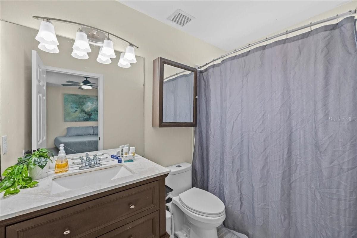 Single Family Residence at 7318 S KISSIMMEE ST, TAMPA, photo 11 of 40