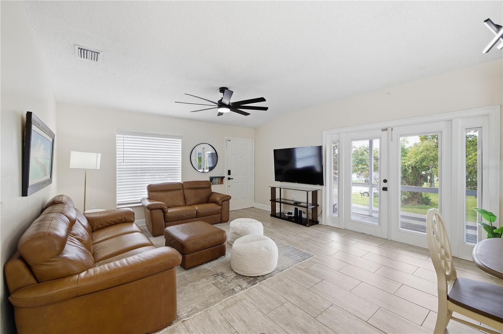 Single Family Residence at 7318 S KISSIMMEE ST, TAMPA, photo 19 of 40