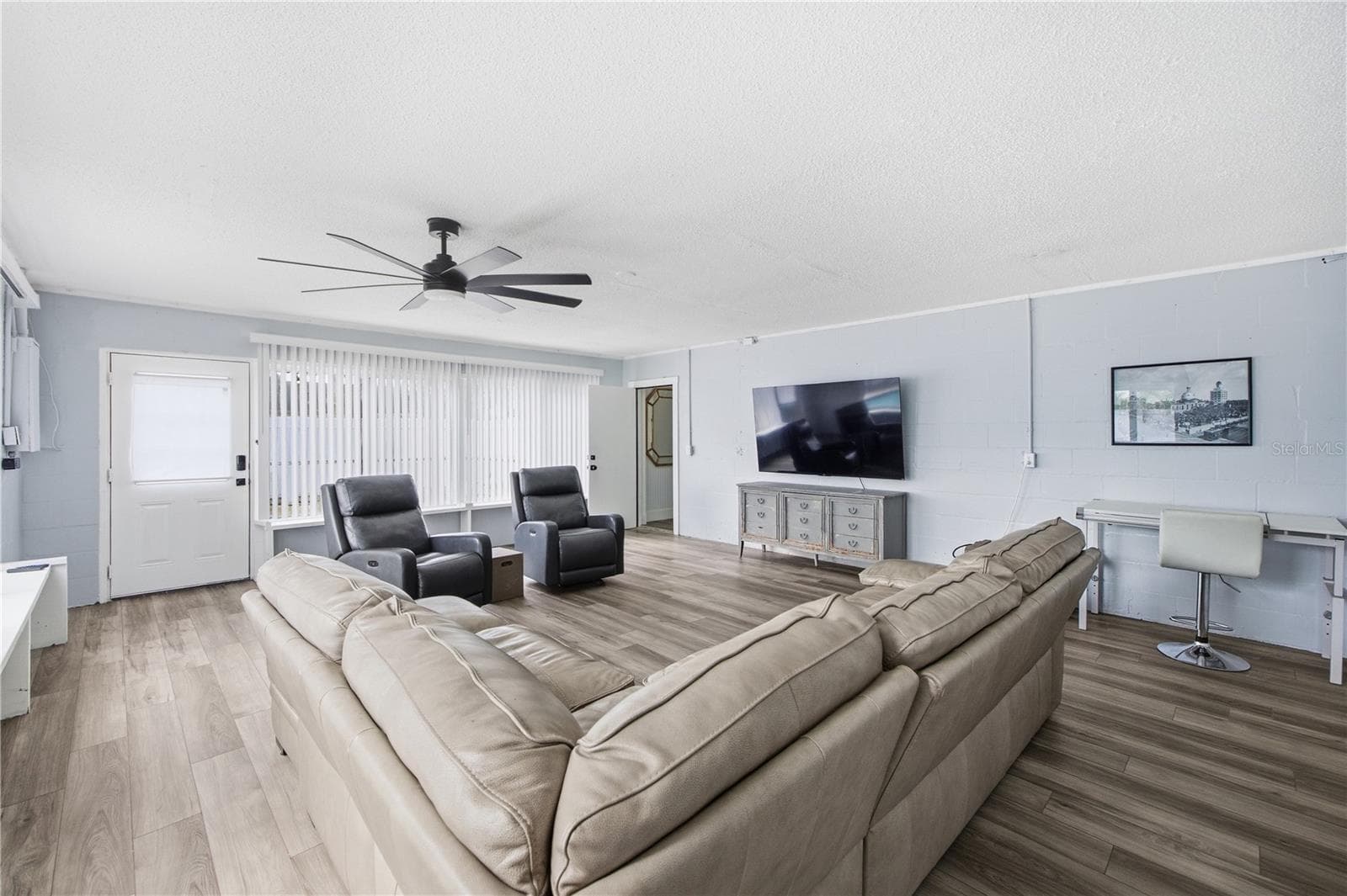 Single Family Residence at 7318 S KISSIMMEE ST, TAMPA, photo 29 of 40