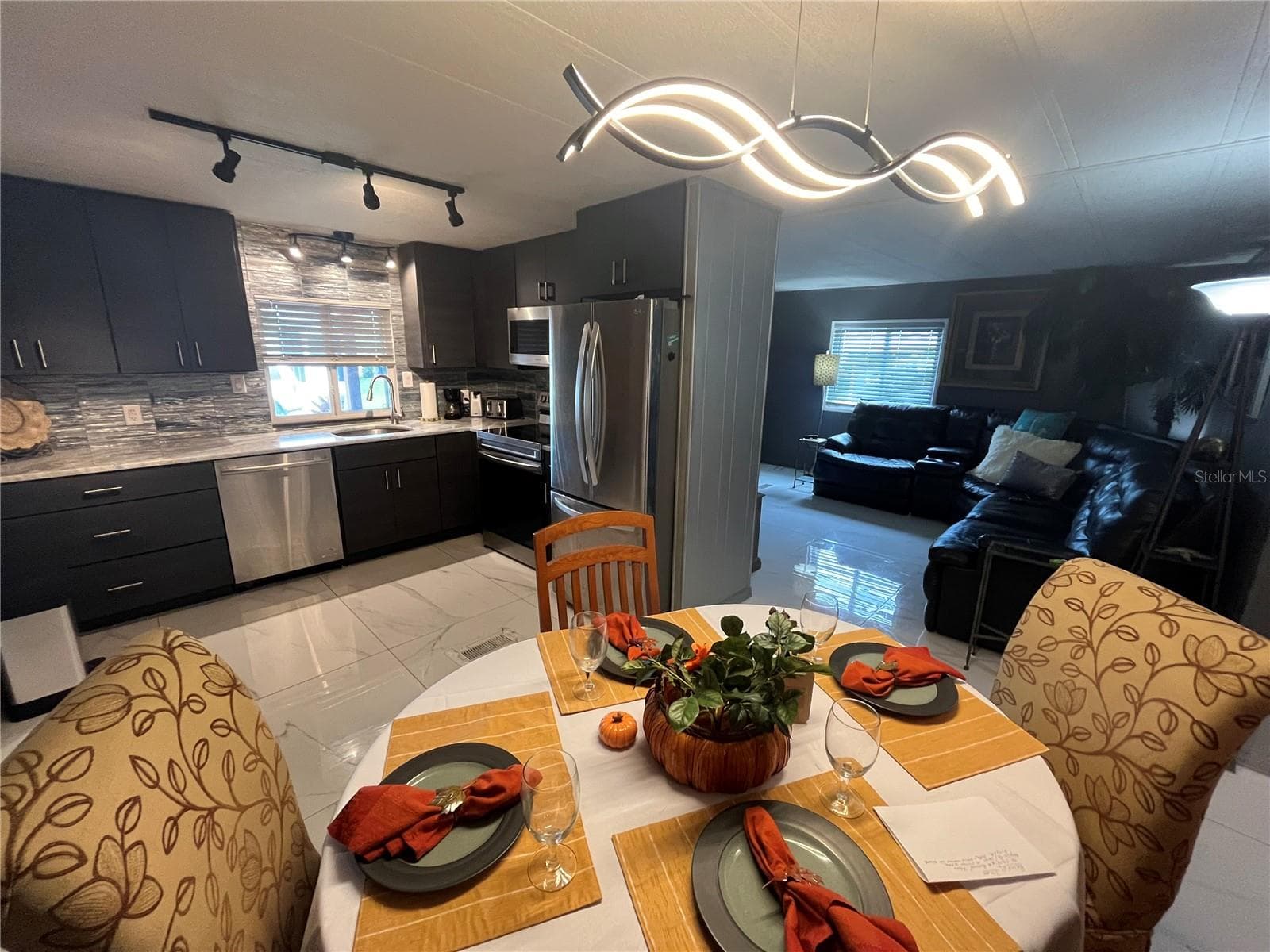 Manufactured Home at 408 S CERVINA DR S, VENICE, photo 32 of 69