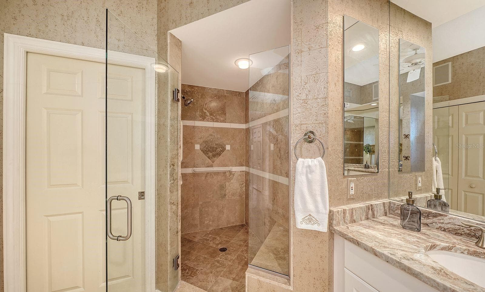 Primary bath with separate shower - 385 NORTH POINT RD #701, OSPREY