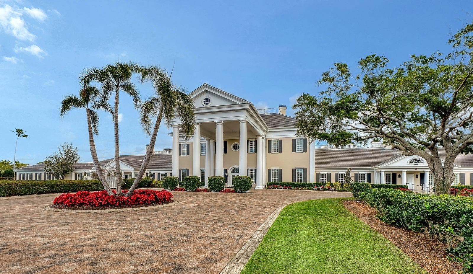 The Oaks Country ClubClubhouse - 385 NORTH POINT RD #701, OSPREY