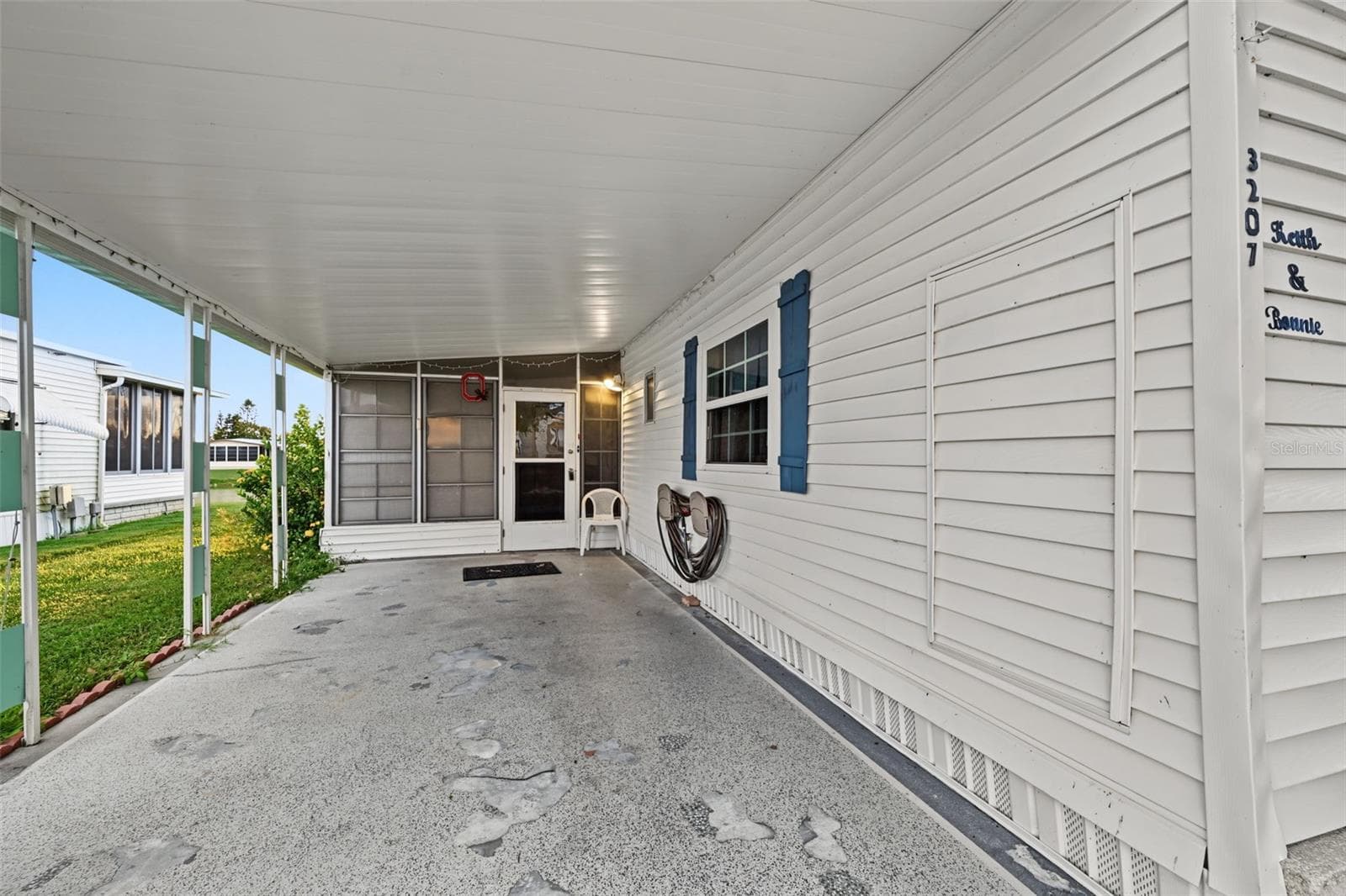 Manufactured Home at 3207 BREWSTER DR, HOLIDAY, photo 5 of 69