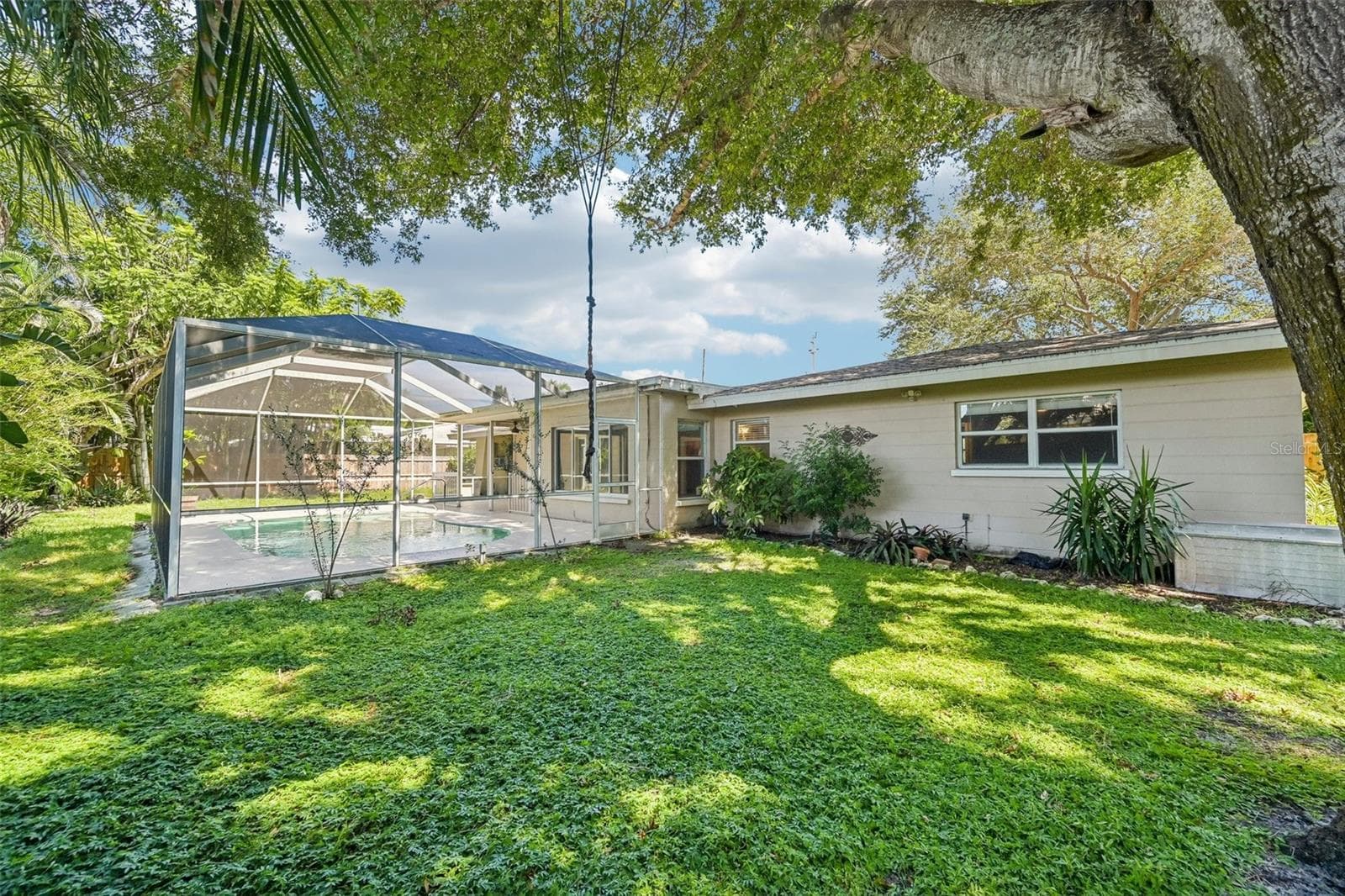 Single Family Residence at 2400 S BRINK AVE, SARASOTA, photo 31 of 37