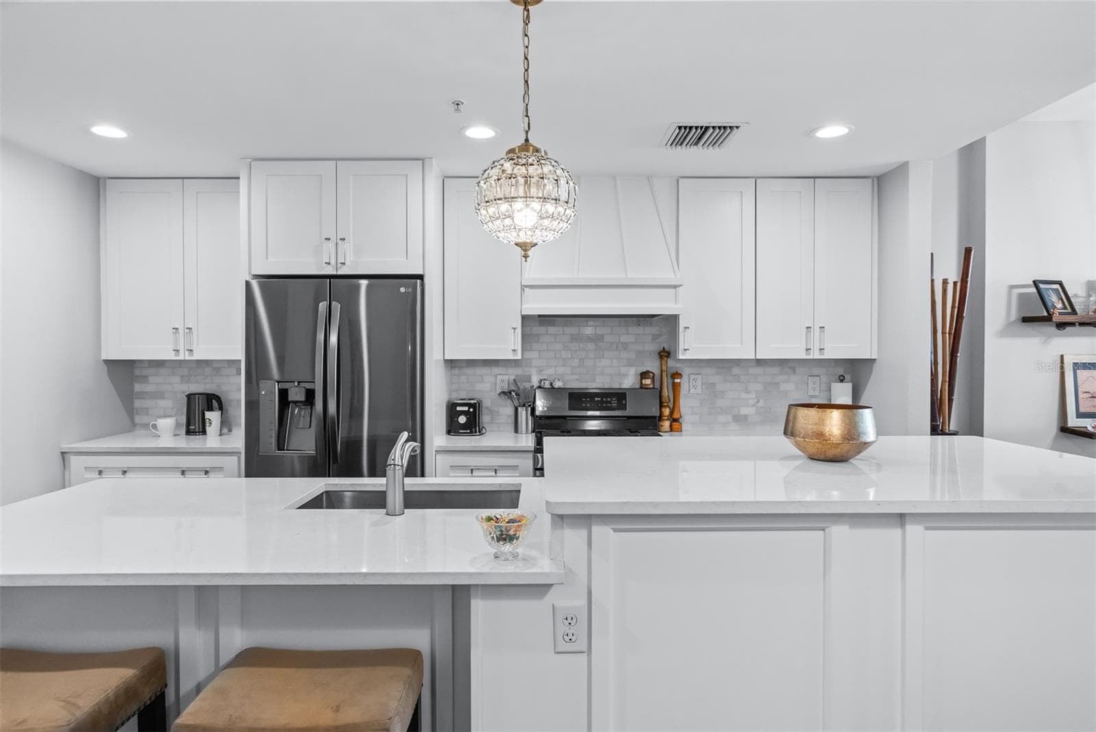 Condominium at 1208 E KENNEDY BLVD #518, TAMPA, photo 17 of 49