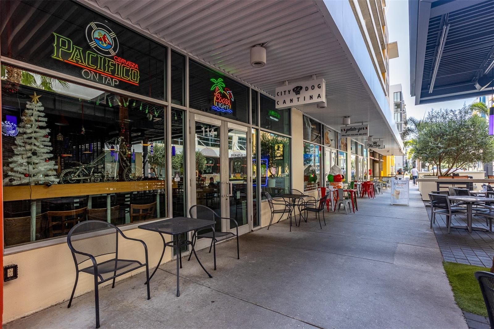 Condominium at 1208 E KENNEDY BLVD #518, TAMPA, photo 47 of 49