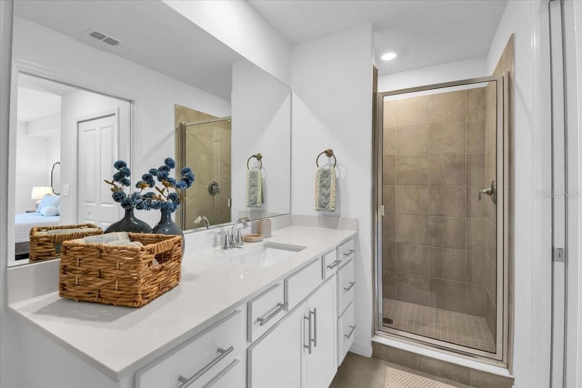 Condominium at 19110 SCALLOP LOOP #205, BRADENTON, photo 28 of 42