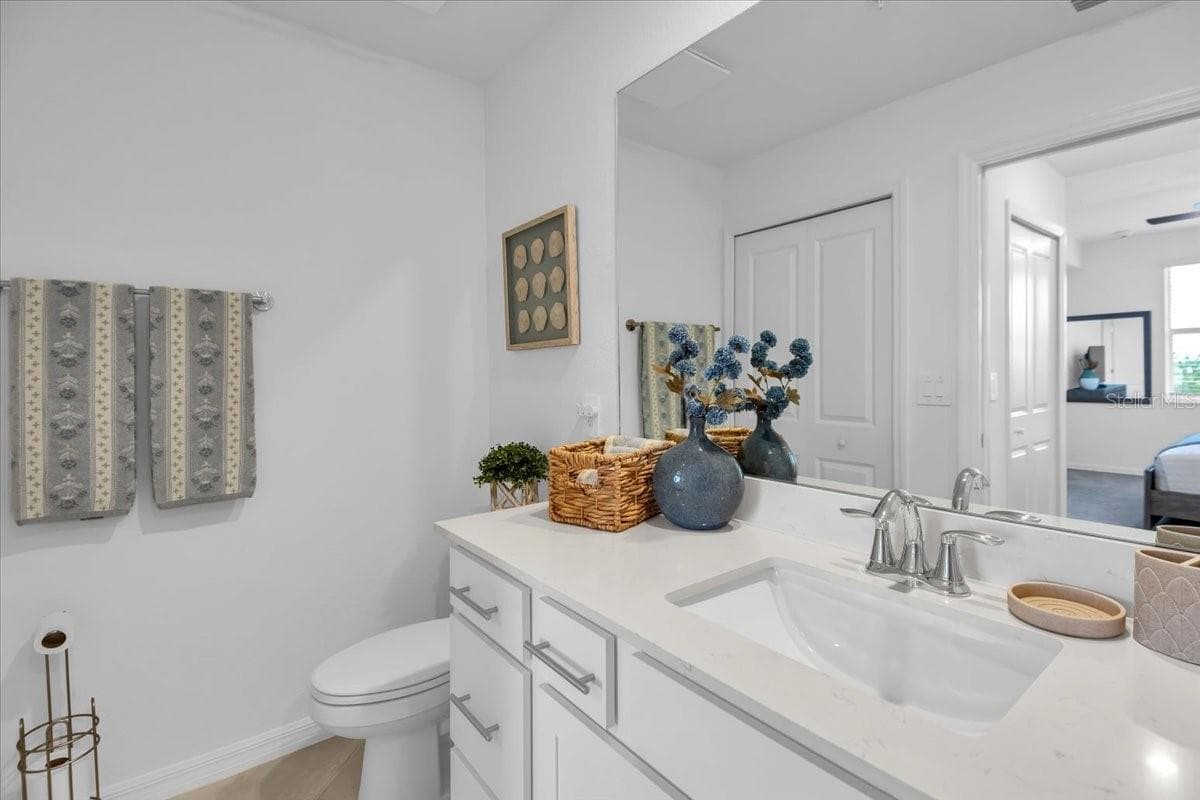 Condominium at 19110 SCALLOP LOOP #205, BRADENTON, photo 29 of 42