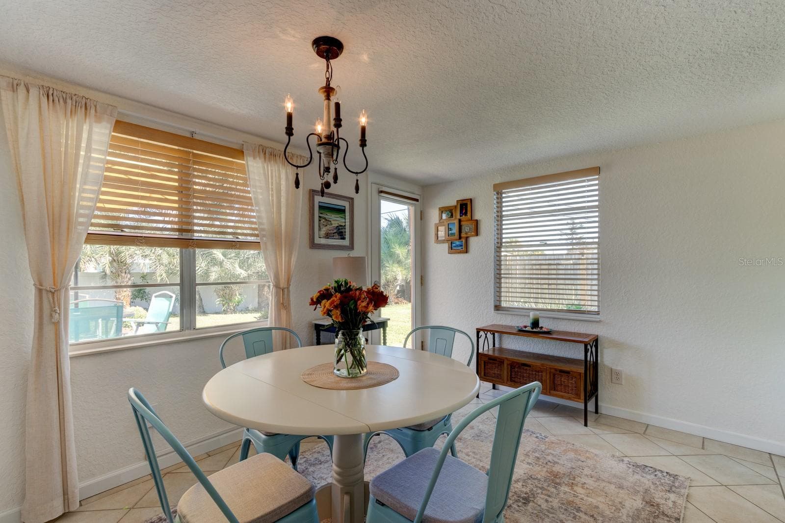 Single Family Residence at 14 TROPICAL DR, ORMOND BEACH, photo 8 of 38
