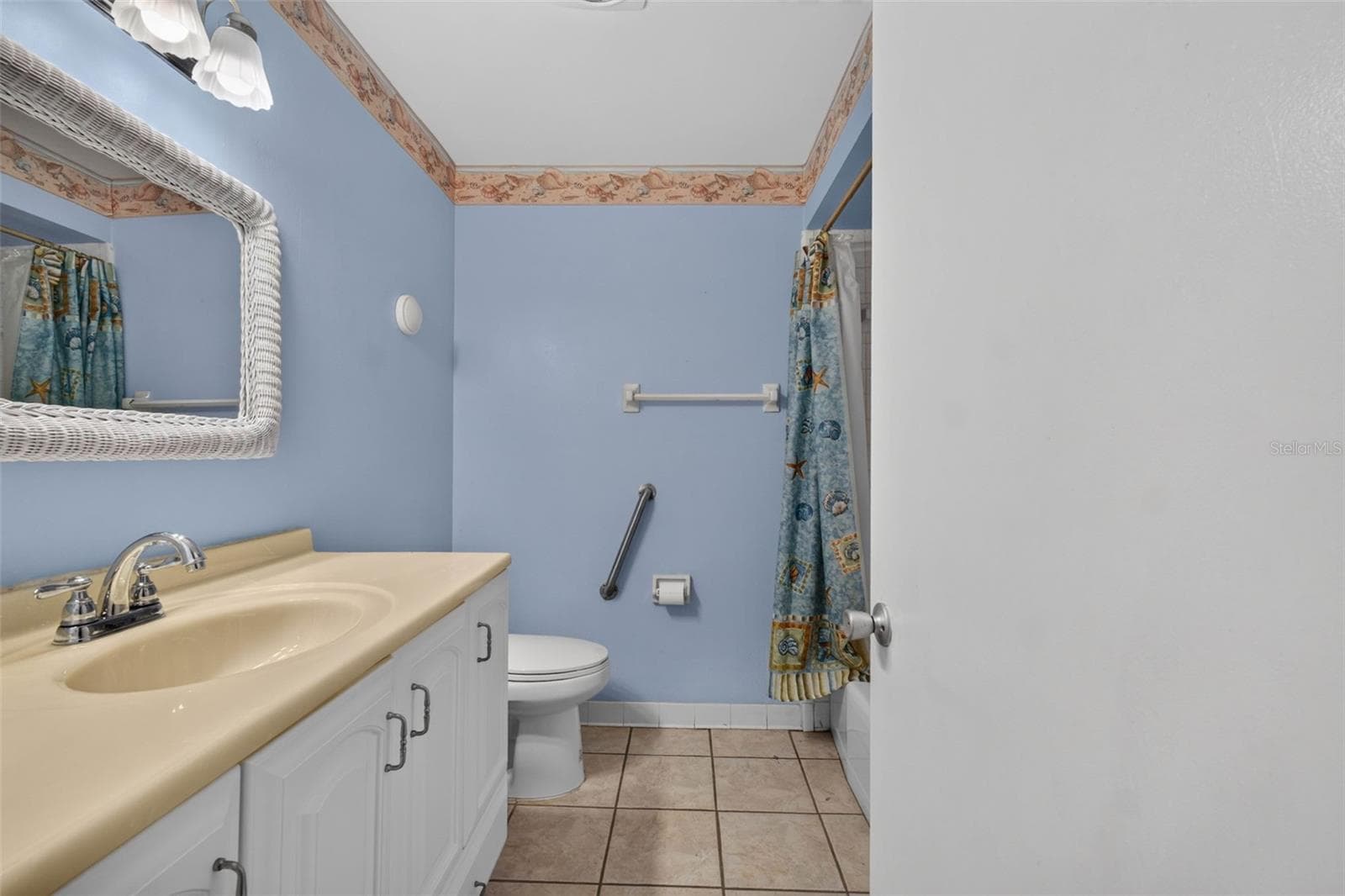 Single Family Residence at 3312 W BURKE ST, TAMPA, photo 44 of 76