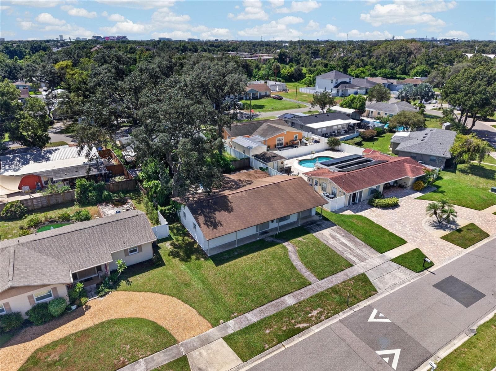 Single Family Residence at 3312 W BURKE ST, TAMPA, photo 62 of 76