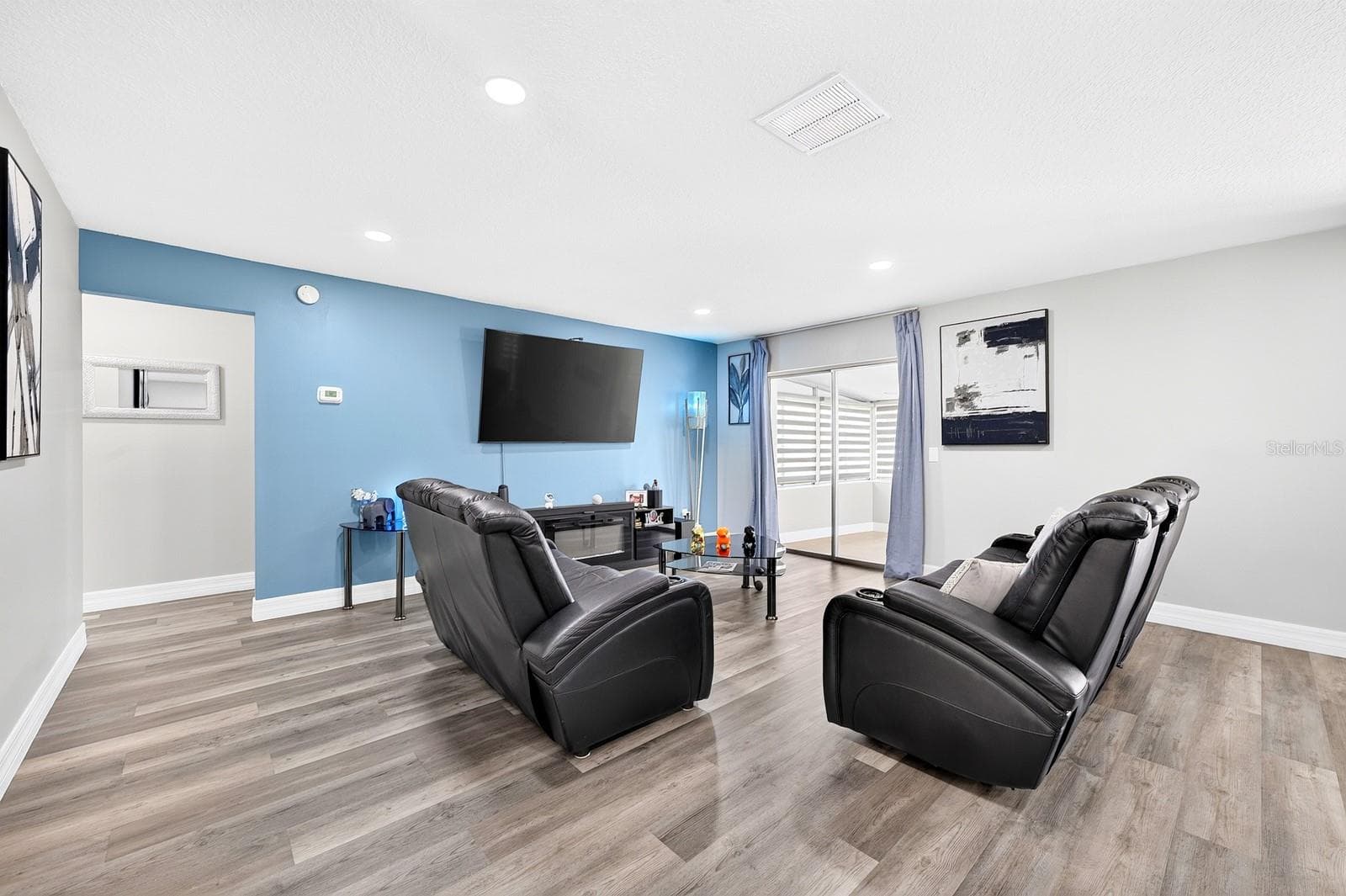 Living Area. - 10113 ALLENBY CT, ORLANDO
