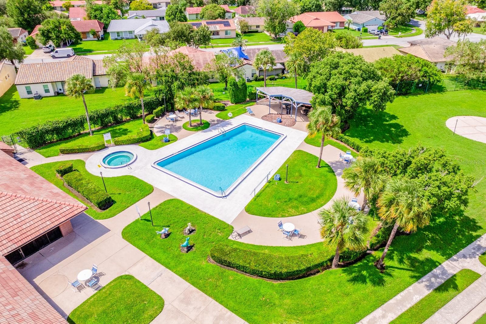 Community Pool. - 10113 ALLENBY CT, ORLANDO