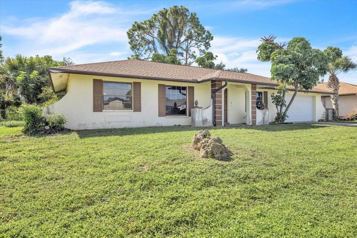 Single Family Residence at 20453 MIDWAY BLVD, PORT CHARLOTTE, photo 3 of 35