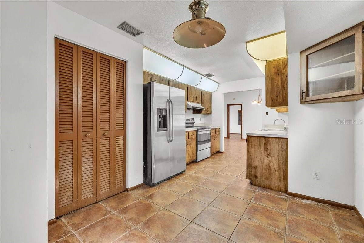 Single Family Residence at 20453 MIDWAY BLVD, PORT CHARLOTTE, photo 11 of 35