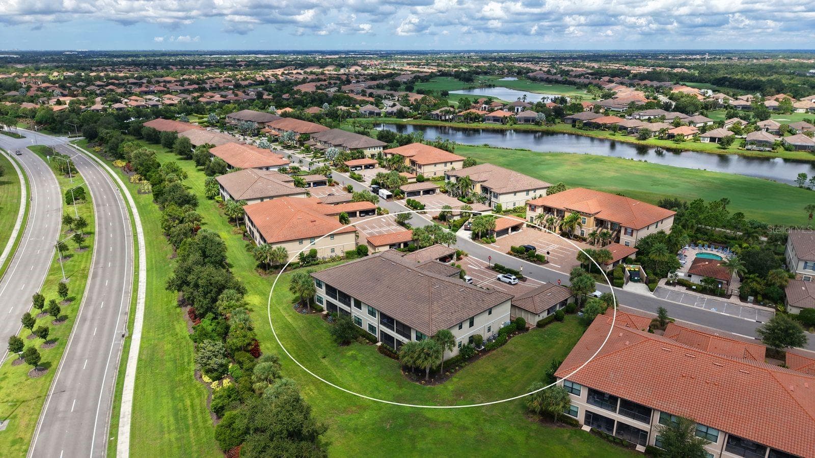 Condominium at 13702 MESSINA LOOP #104, LAKEWOOD RANCH, photo 43 of 76