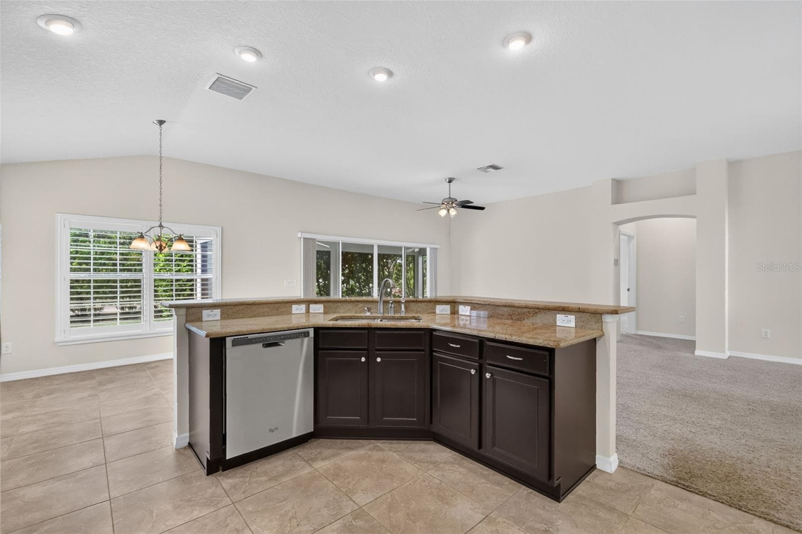 Kitchen - 3376 MAYFLOWER LOOP, THE VILLAGES