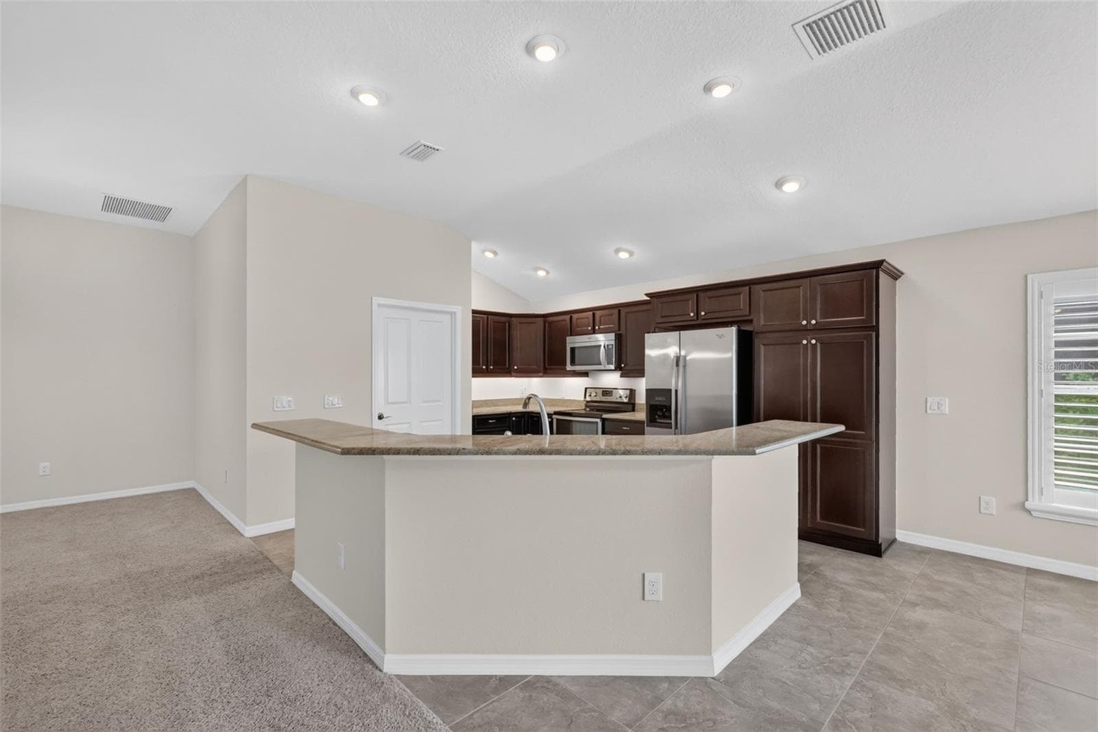 Kitchen - 3376 MAYFLOWER LOOP, THE VILLAGES