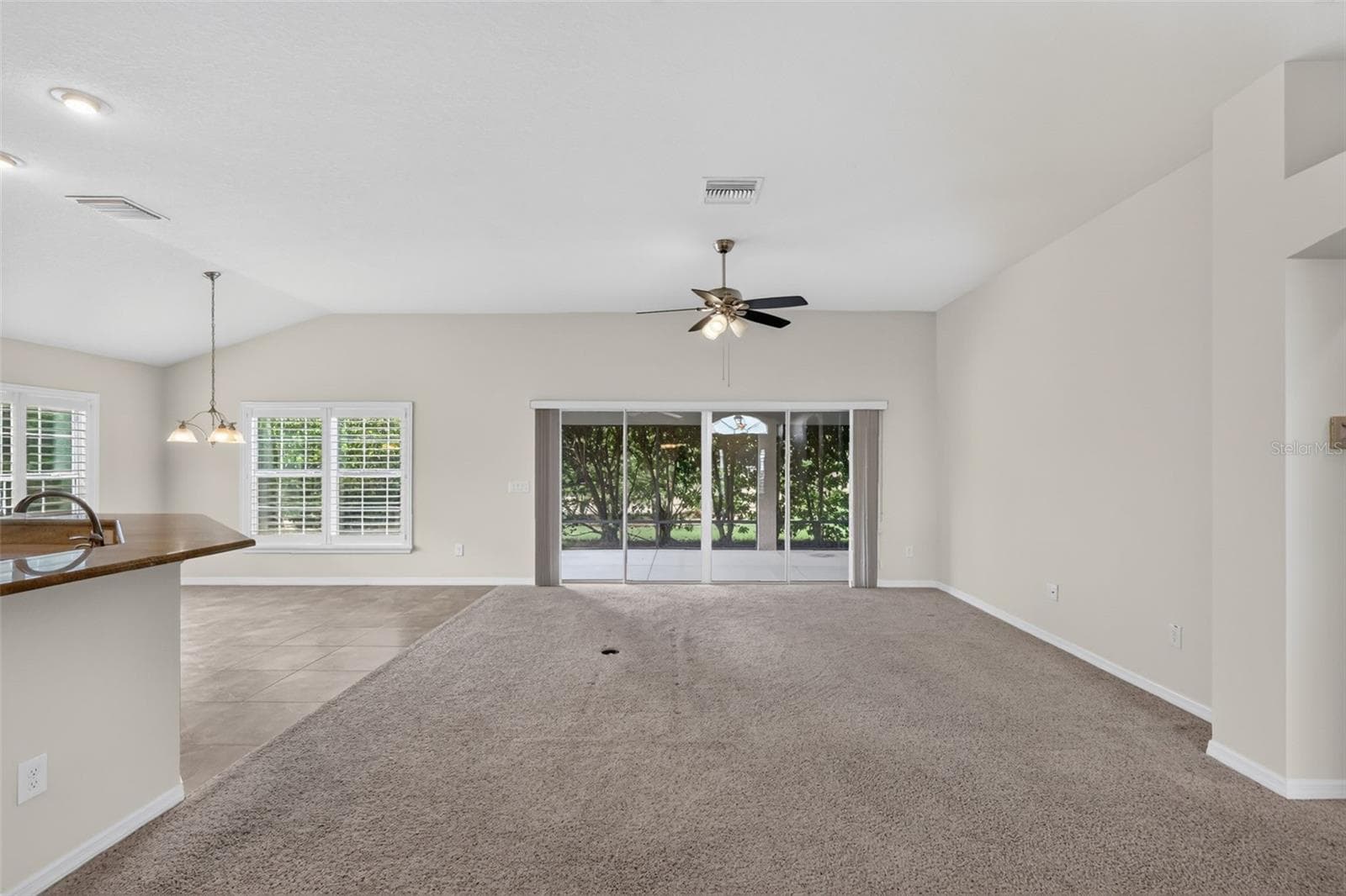 Dinette and Living Room - 3376 MAYFLOWER LOOP, THE VILLAGES