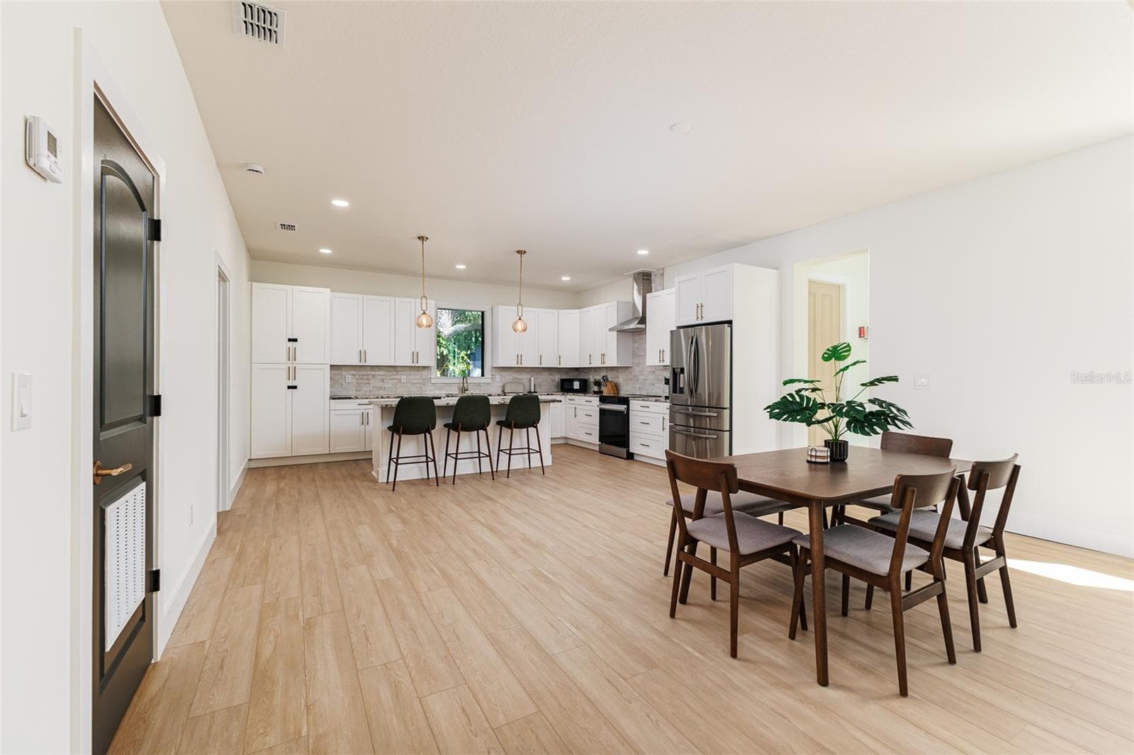 Single Family Residence at 7907 N GREENWOOD AVE, TAMPA, photo 12 of 54