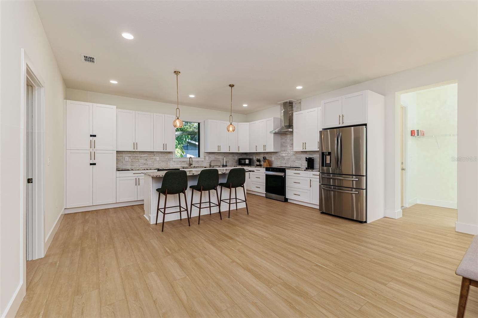 Single Family Residence at 7907 N GREENWOOD AVE, TAMPA, photo 15 of 54