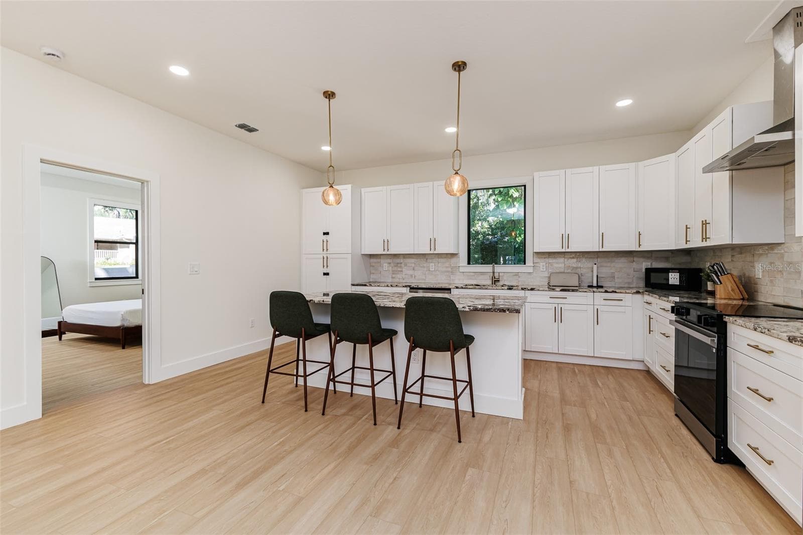 Single Family Residence at 7907 N GREENWOOD AVE, TAMPA, photo 17 of 54