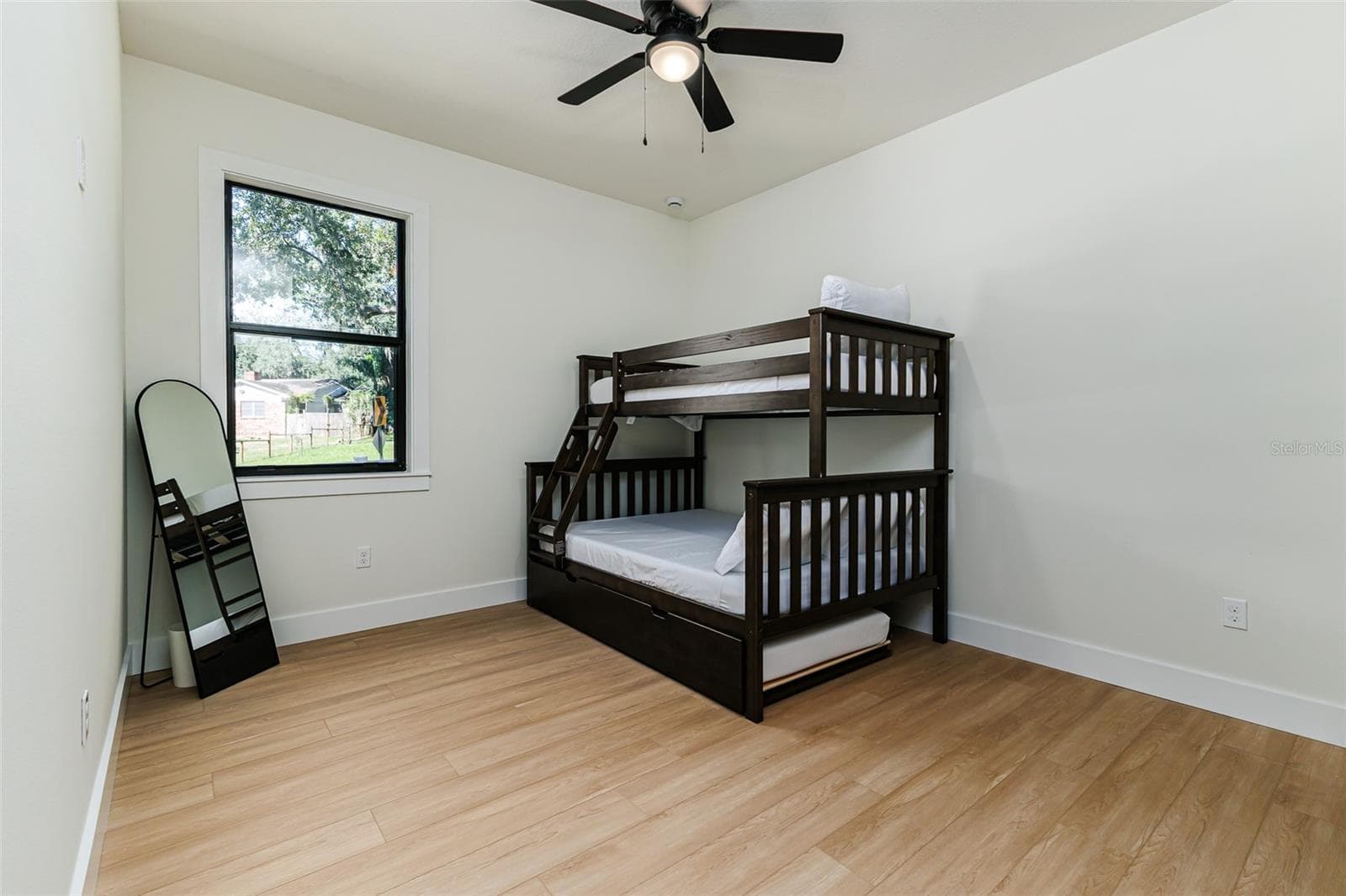 Single Family Residence at 7907 N GREENWOOD AVE, TAMPA, photo 39 of 54