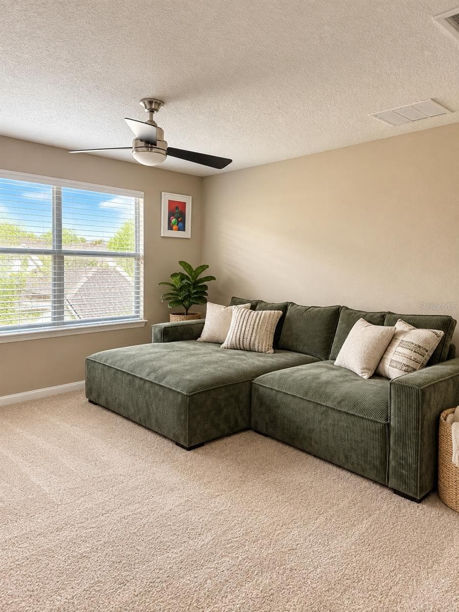 Single Family Residence at 10658 BANNAN ST, ORLANDO, photo 13 of 33