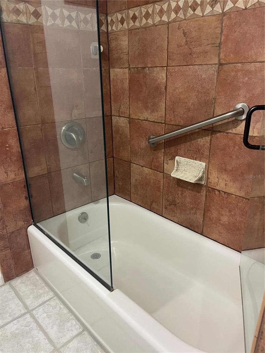Villa at 90 S HIGHLAND AVE #1, TARPON SPRINGS, photo 15 of 40