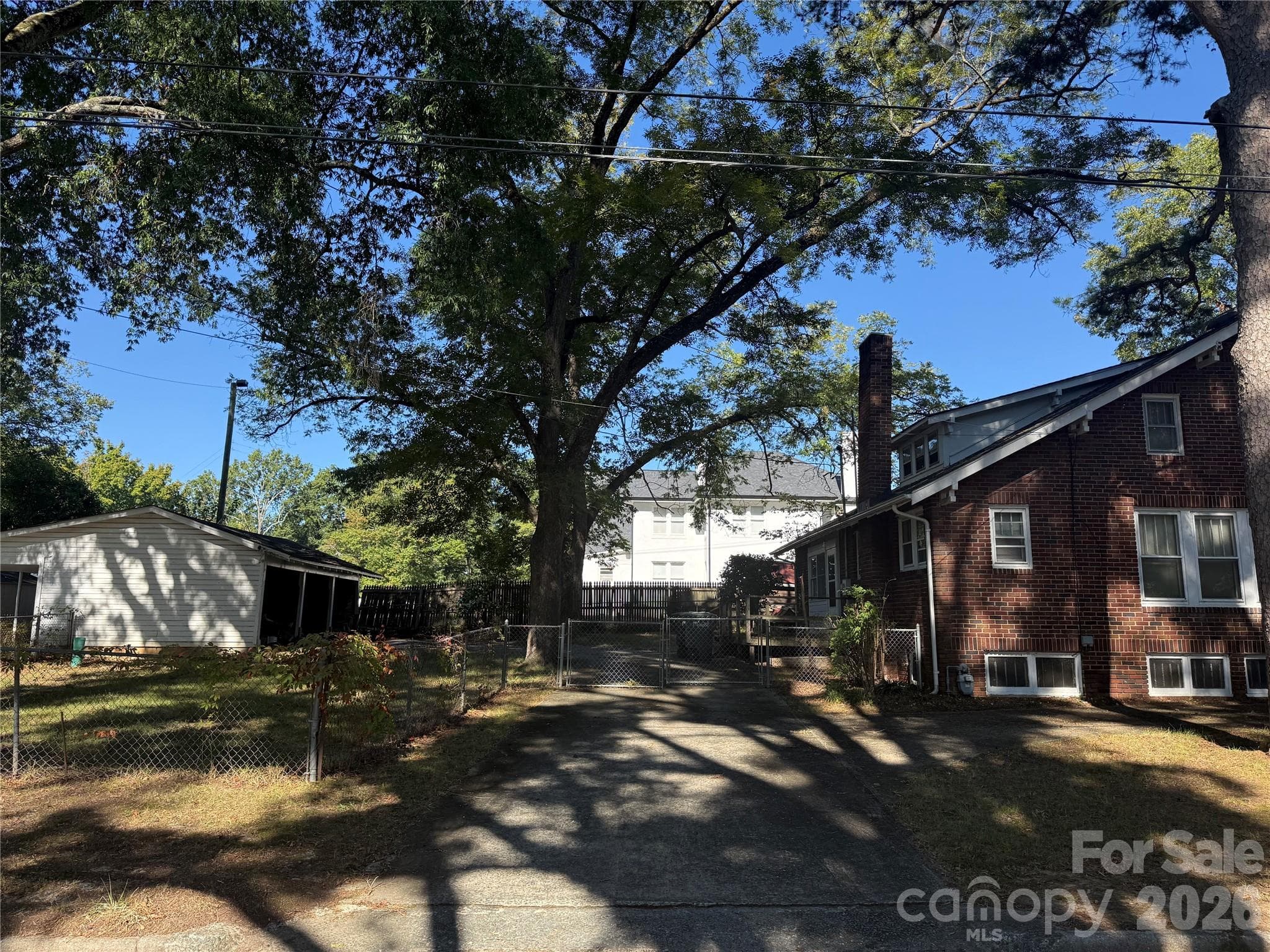 Single Family Residence at 718 E E Franklin Street, Monroe, photo 7 of 15