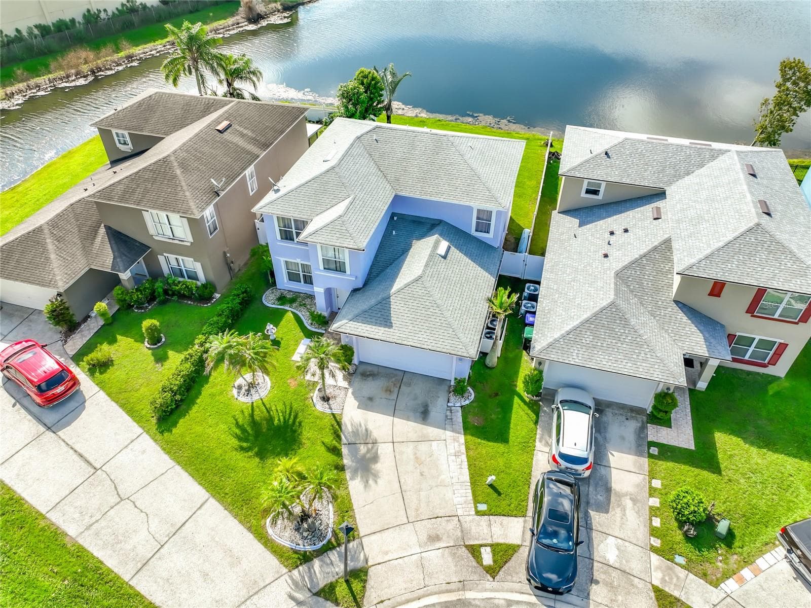 Waterfront home on Cul-de-Sac - 12900 LOS ALAMITOS CT, ORLANDO