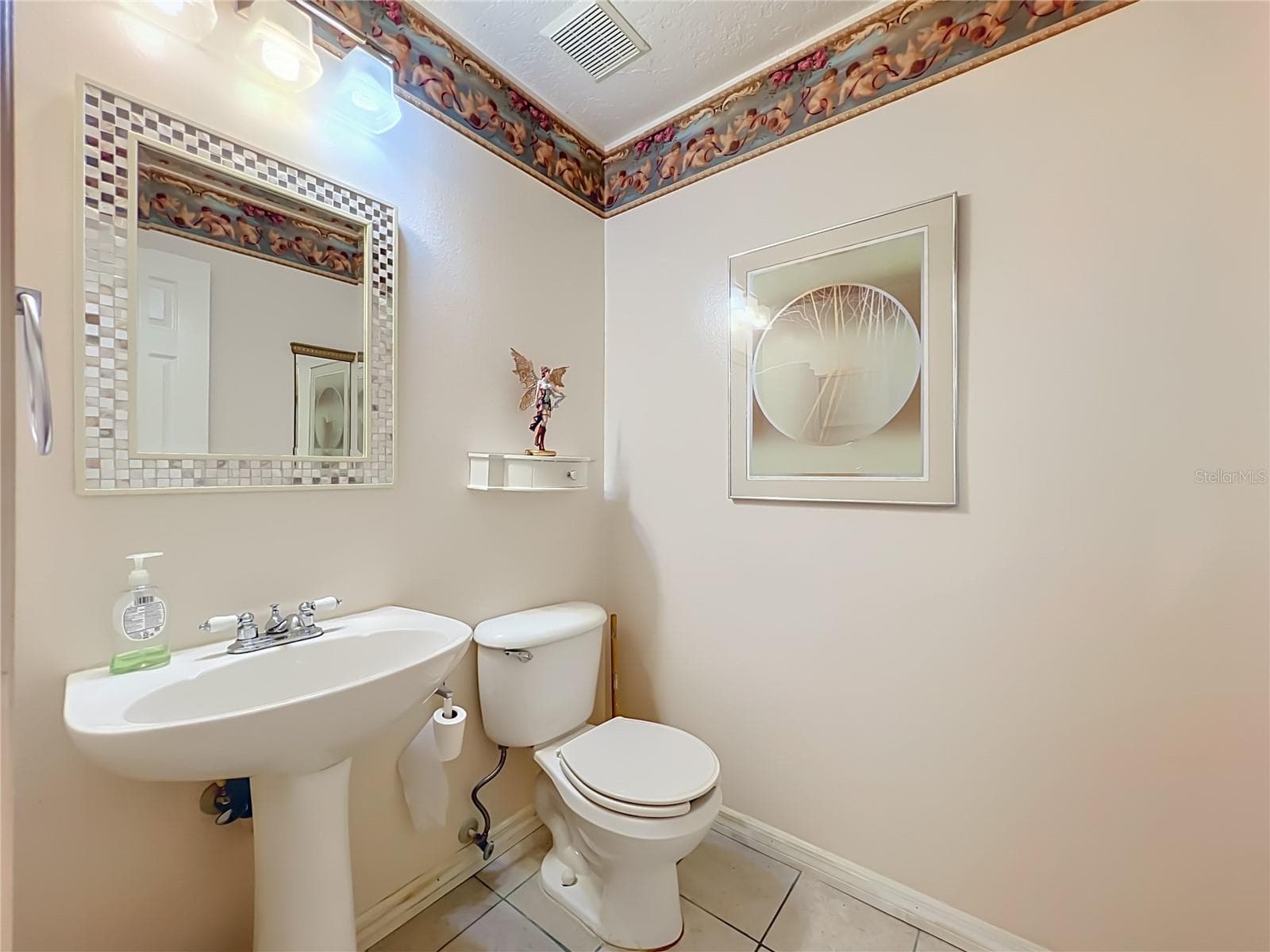 1/2 bath on 1st floor - 12900 LOS ALAMITOS CT, ORLANDO