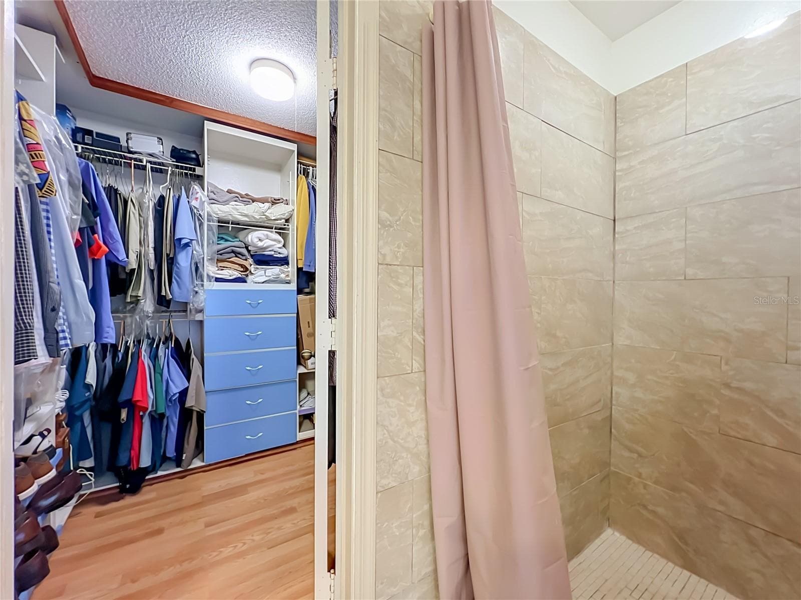 Walk in closet is next to the shower - 12900 LOS ALAMITOS CT, ORLANDO