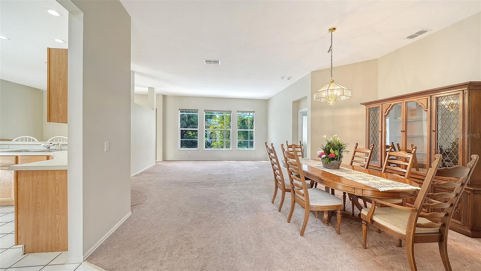 Big Livingroom and dining area - 4942 OLDHAM ST, SARASOTA