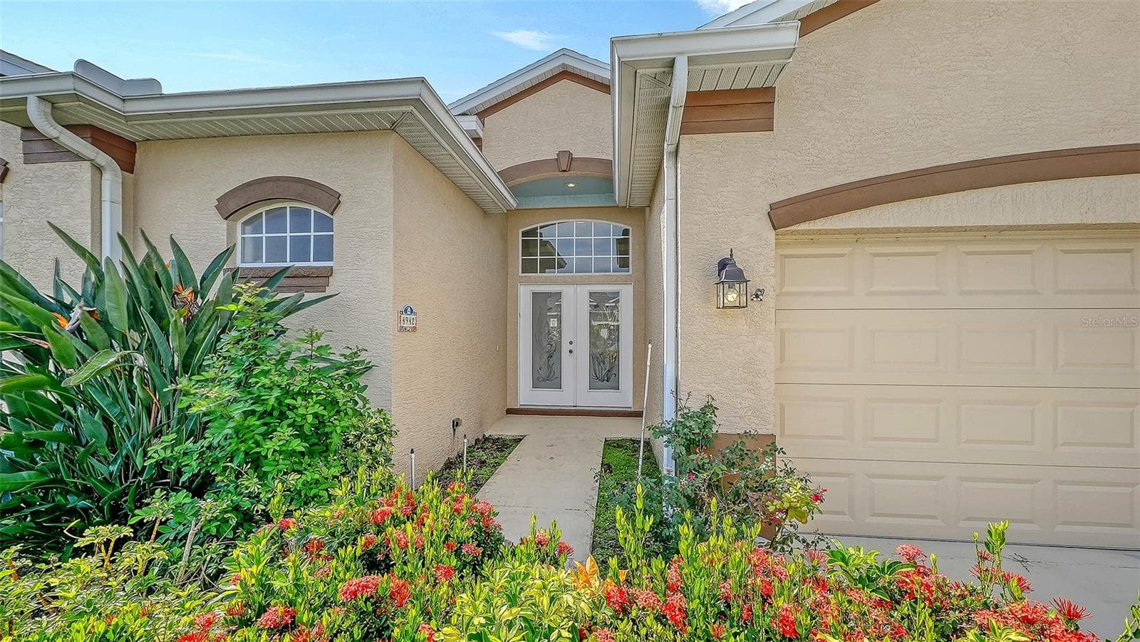 Welcome! - 4942 OLDHAM ST, SARASOTA