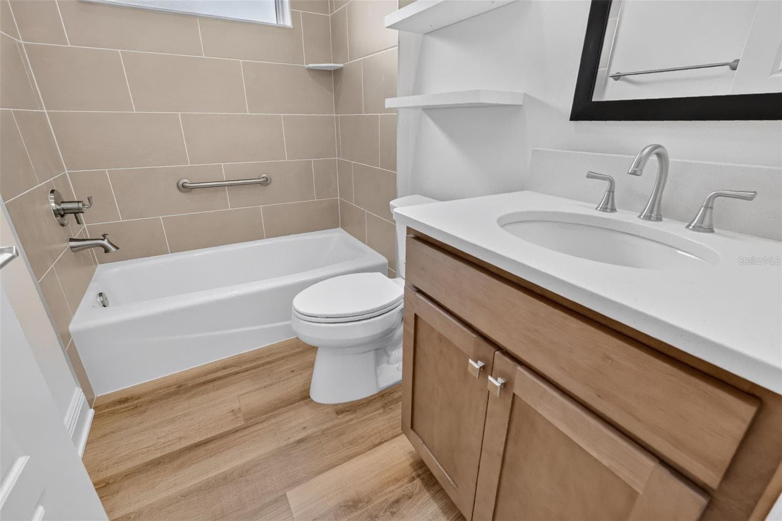 Second Bathroom - 6996 DWIGHT DR, THE VILLAGES