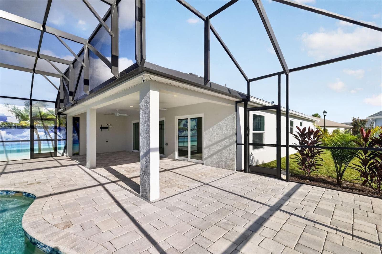 Paver Lanai with Extended Birdcage - 6996 DWIGHT DR, THE VILLAGES