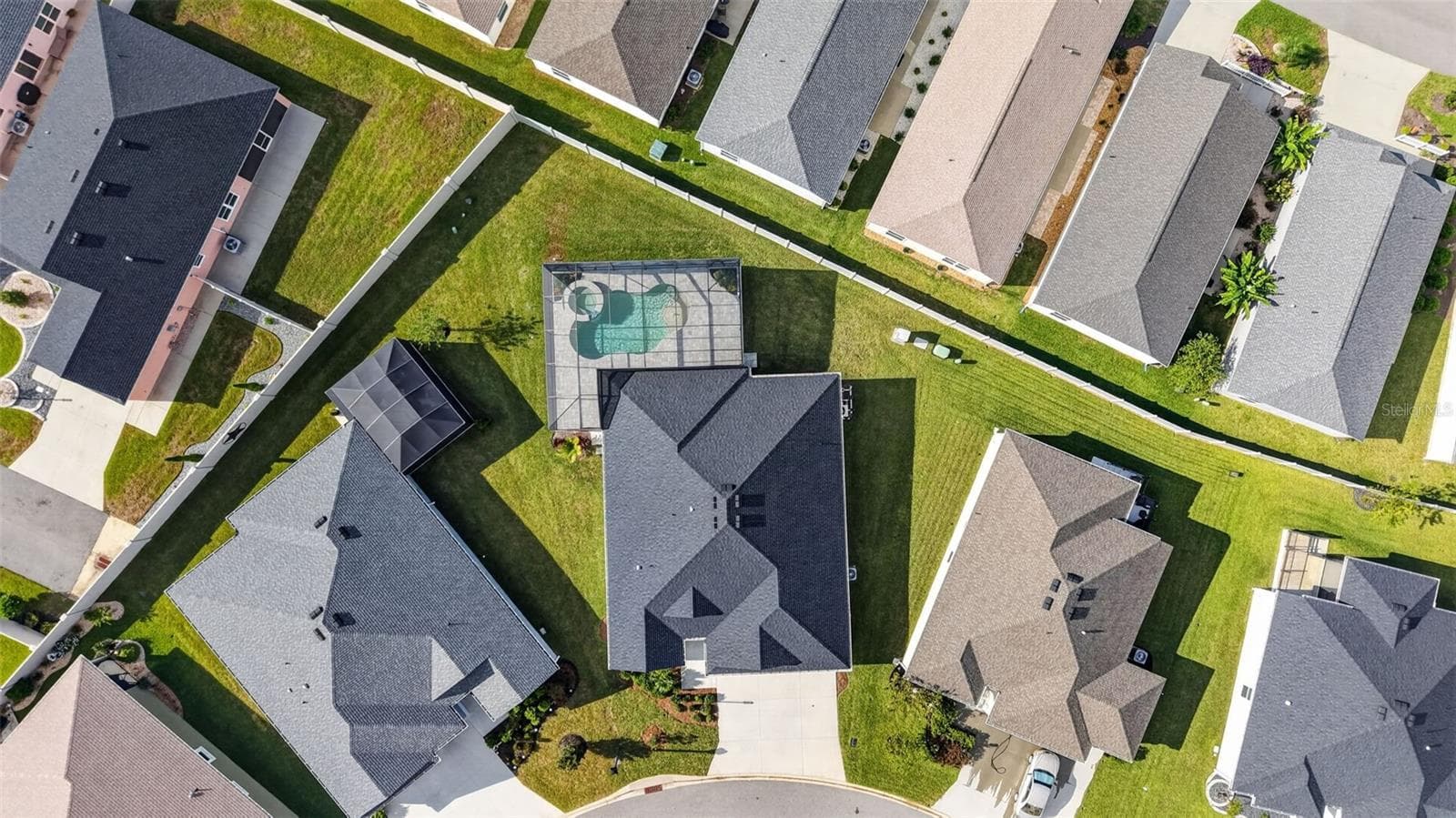 Overhead Aerial with Spacious, PRIVATE Lot! - 6996 DWIGHT DR, THE VILLAGES