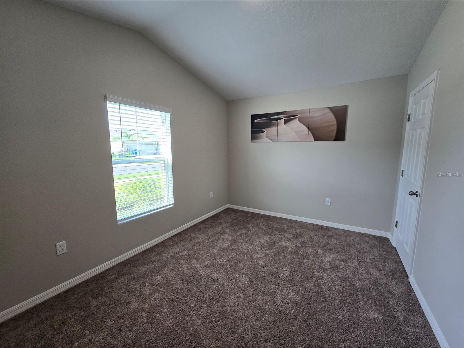 Bedroom 2 - 2441 OAKWOOD LN, DAVENPORT