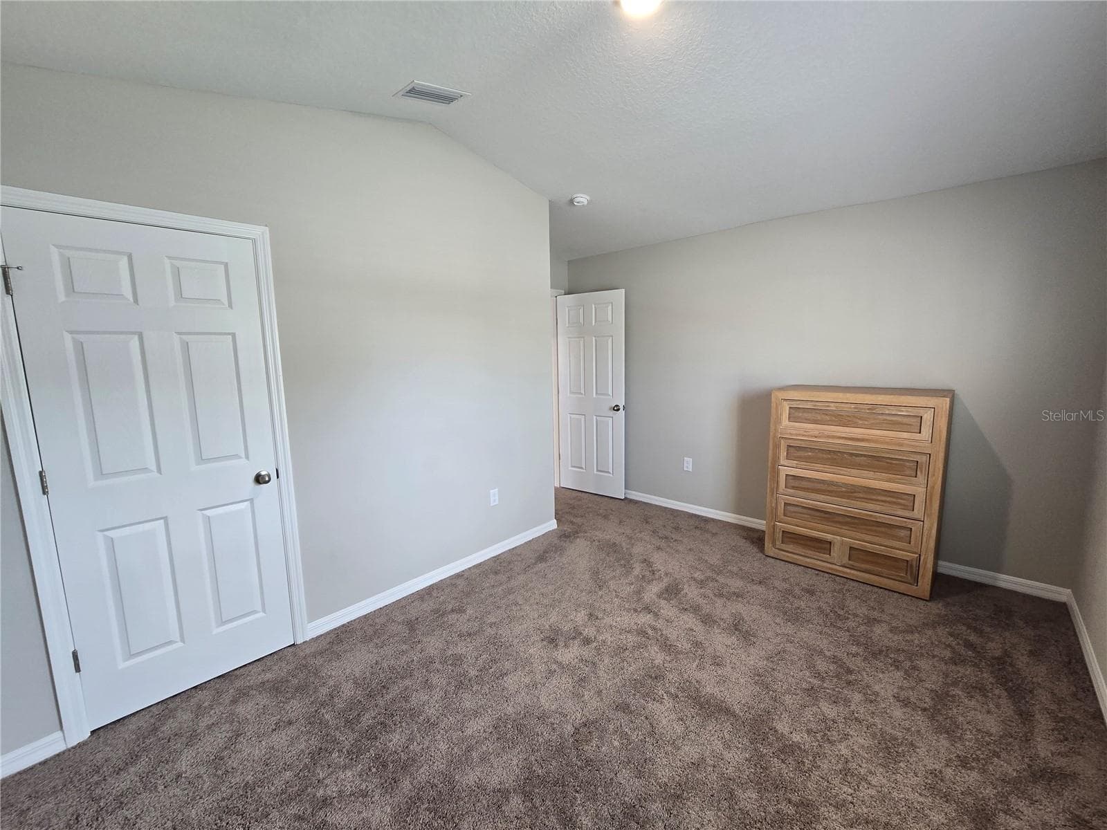 Bedroom 2 - 2441 OAKWOOD LN, DAVENPORT