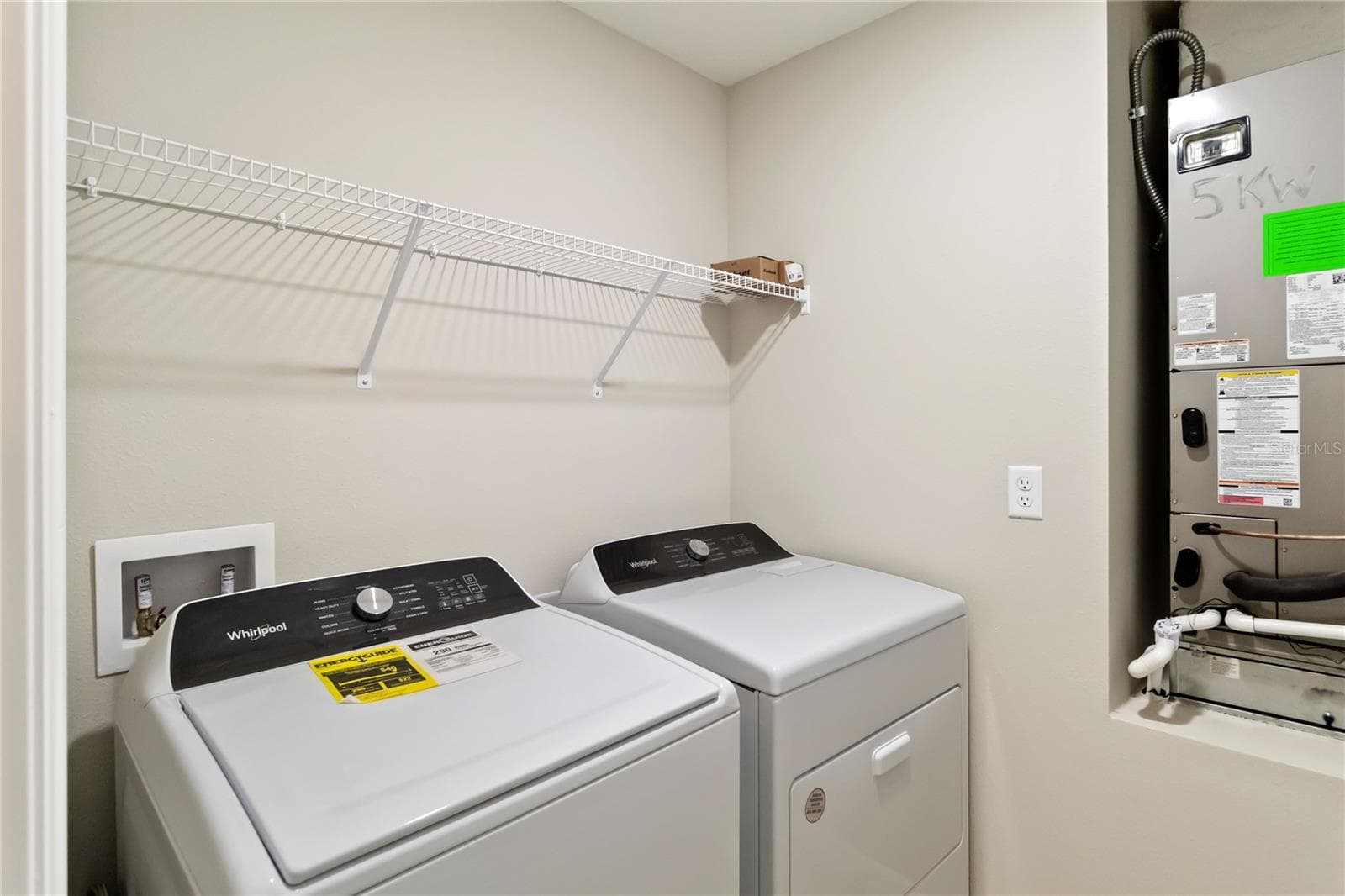 Laundry - 2441 OAKWOOD LN, DAVENPORT