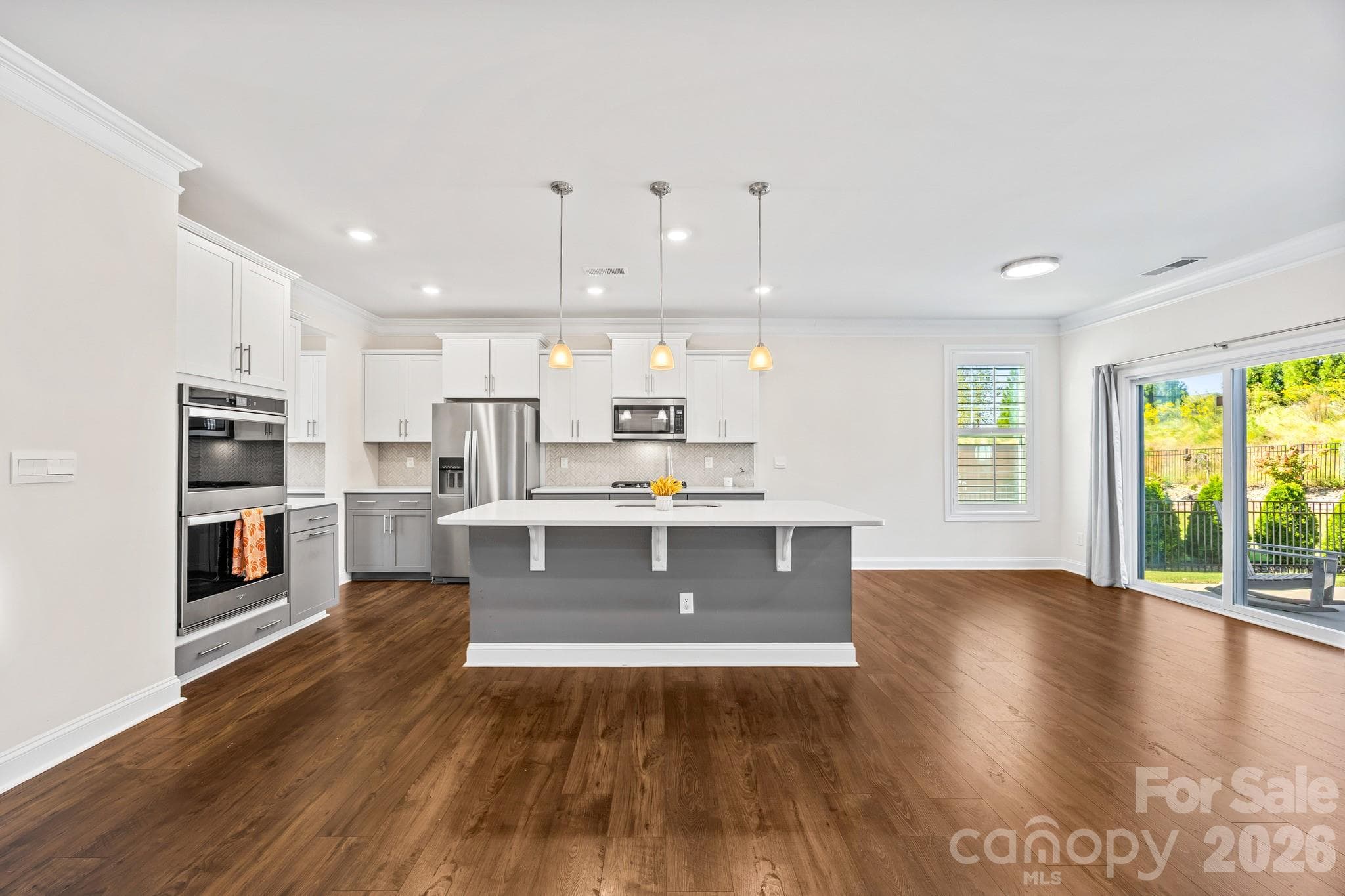Single Family Residence at 167 Rhuidean Court, Troutman, photo 10 of 46