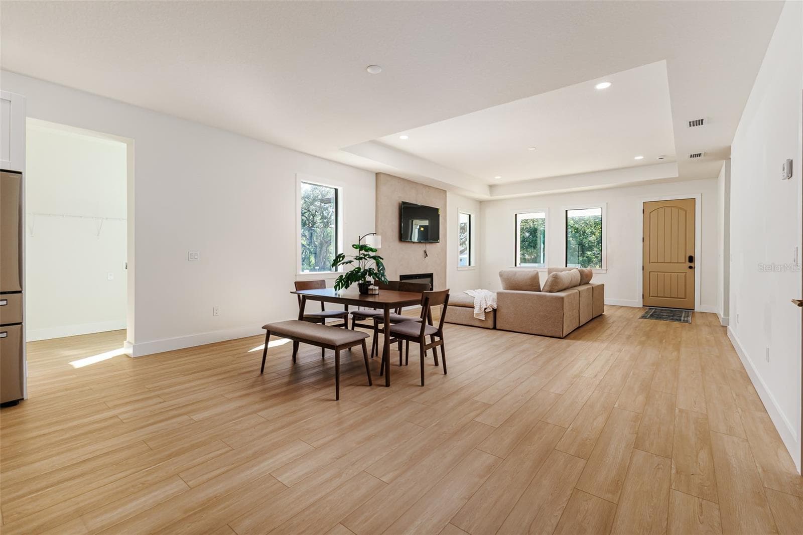 Single Family Residence at 7905 N GREENWOOD AVE, TAMPA, photo 14 of 48